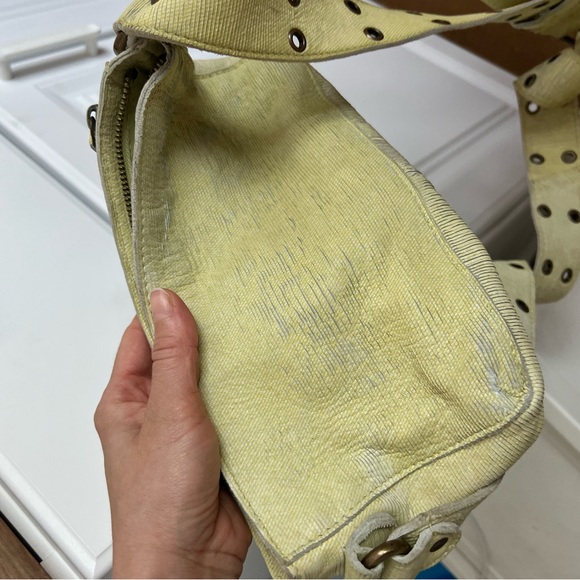 Weathered Wade Sling bag - Picture 9 of 9